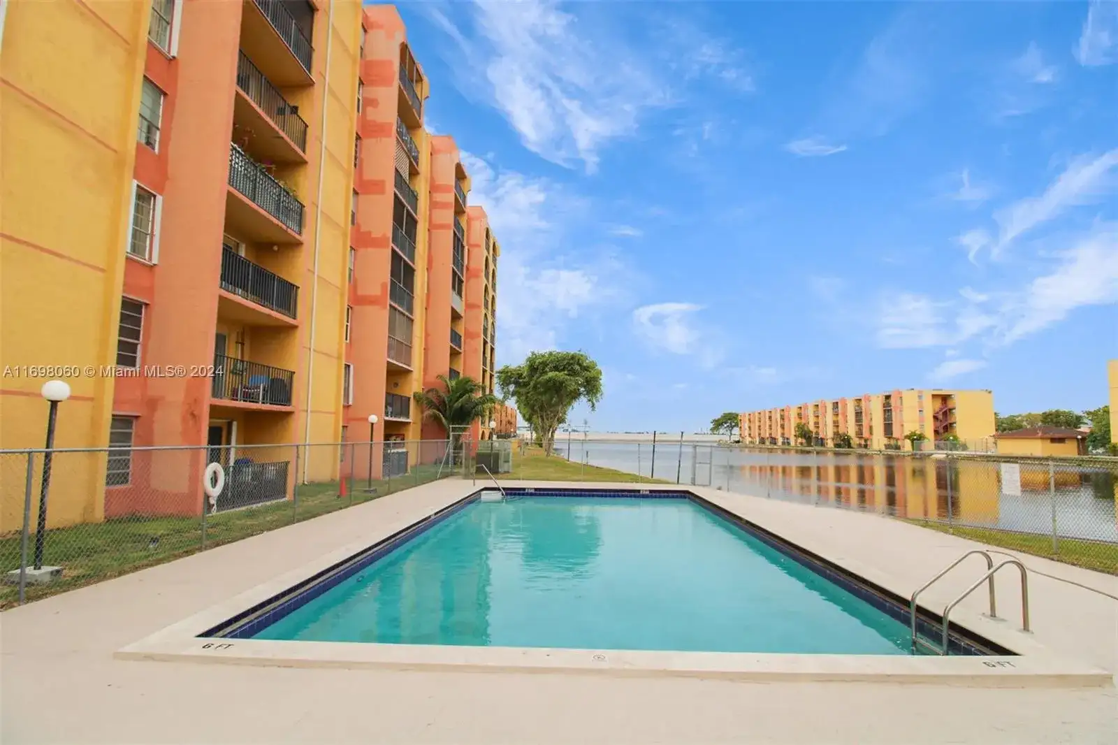 4717 NW 7th St # 10, Miami FL 33126 photo 4