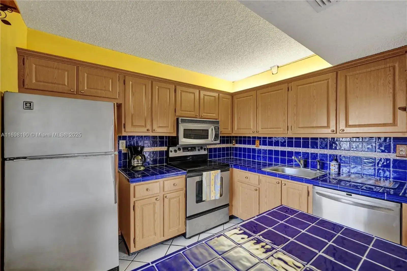 1104 N Hiatus Rd # 1104, Pembroke Pines FL 33026 photo 5