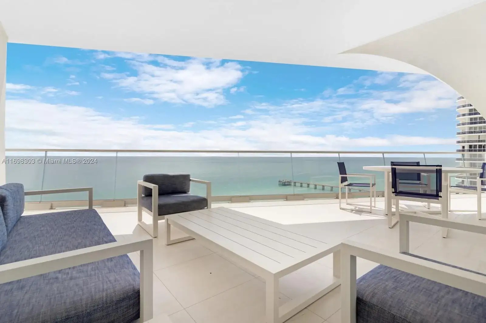 16901 Collins Ave # 1402, Sunny Isles Beach FL 33160 photo 4