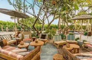 102 24th St # 1421, Miami Beach FL 33139 photo 3