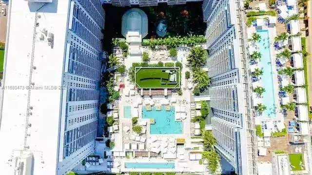 102 24th St # 1021, Miami Beach FL 33139 photo 3