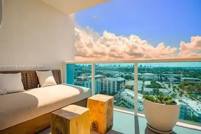 102 24th St # 1021, Miami Beach FL 33139 photo 4