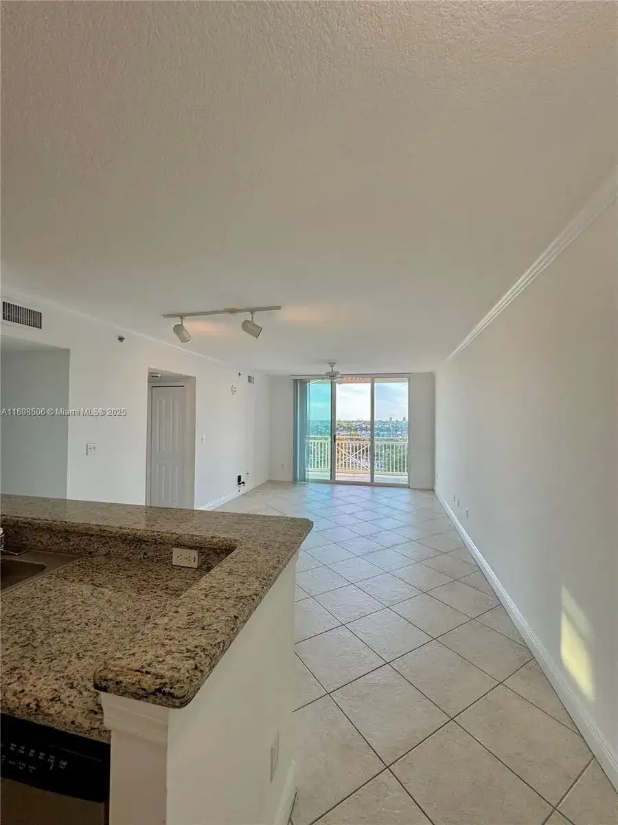 2665 SW 37th Ave # 1207, Miami FL 33133 photo 3