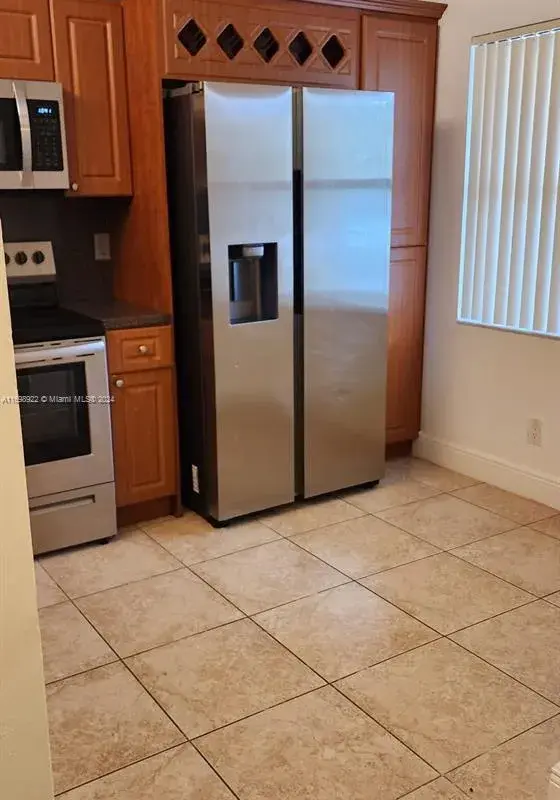 11172 W Sample Rd # 11172, Coral Springs FL 33065