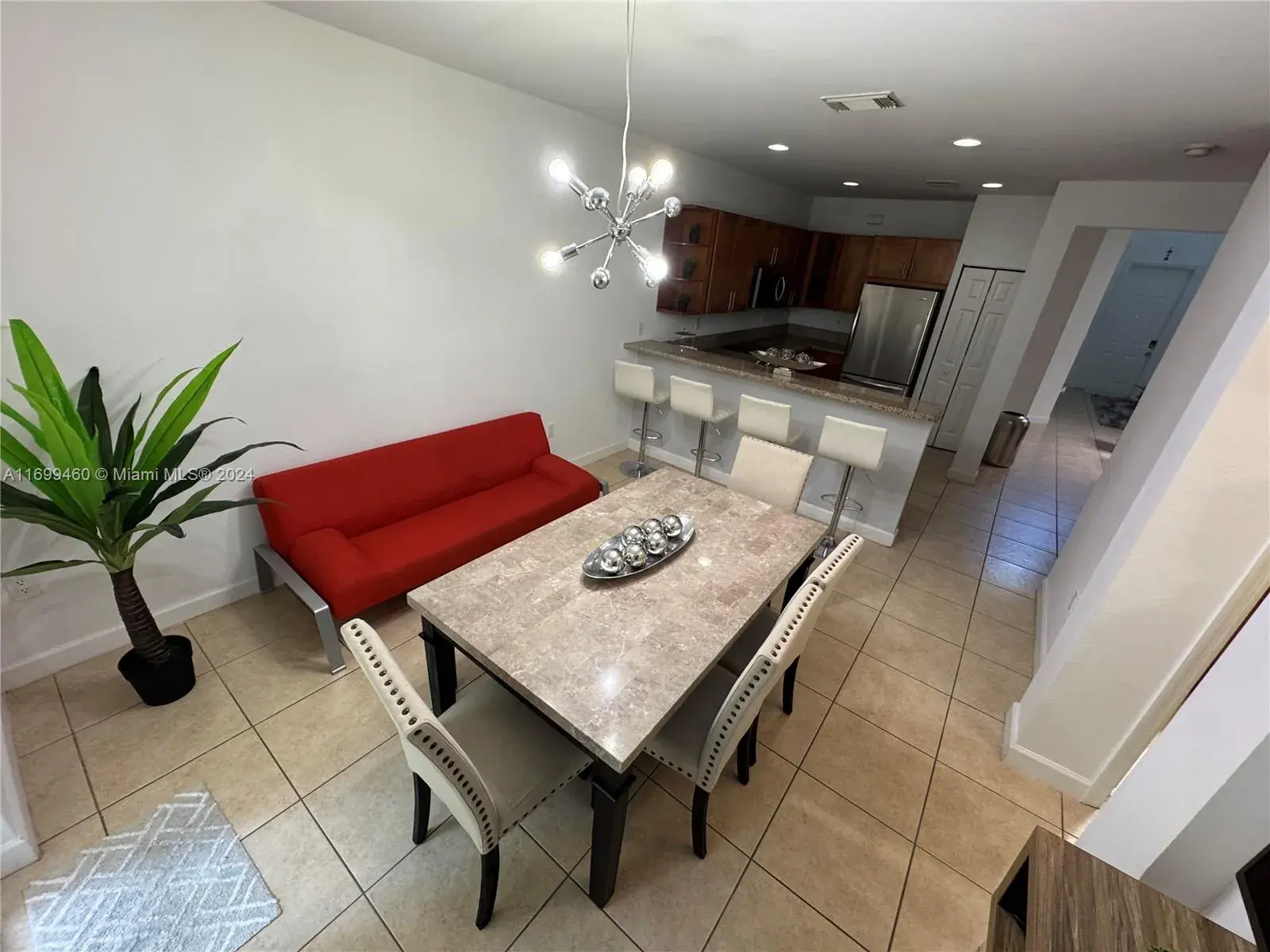 10748 NW 74th Ln, Doral FL 33178