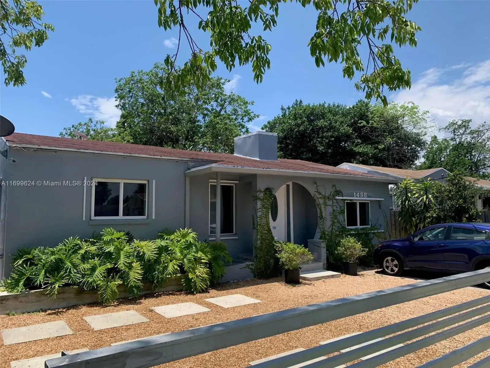 1438 NW 27th St, Miami FL 33142 photo 5