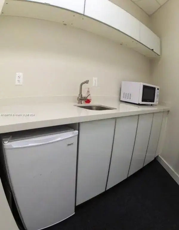 20900 NE 30th Ave # 405, Aventura FL 33180 photo 5