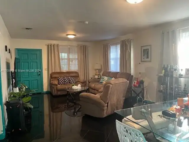 161 NW 35th St, Miami FL 33127 photo 5