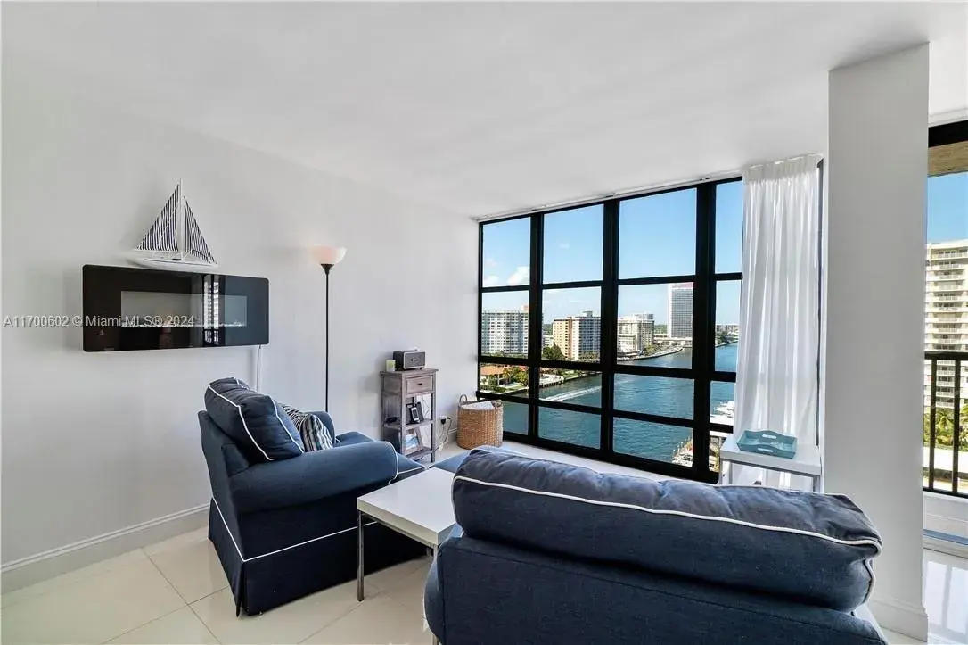 2017 S Ocean Dr, Hallandale Beach FL 33009