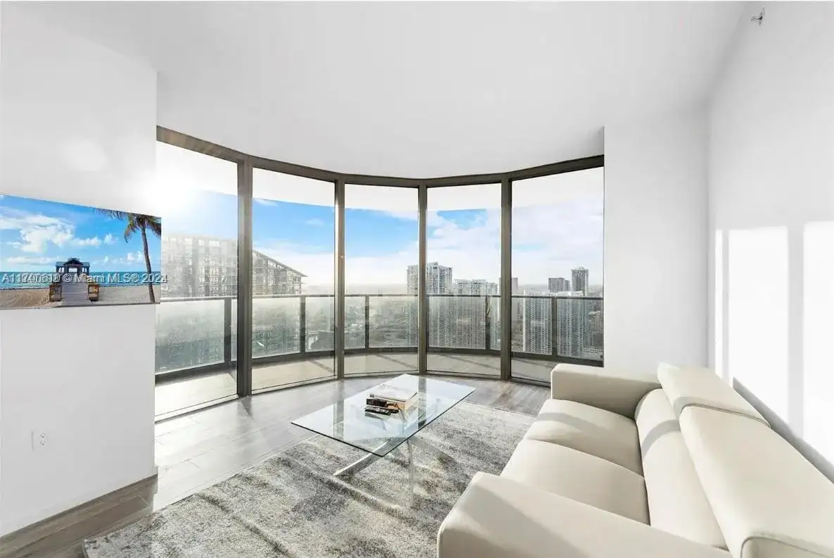 801 S Miami Ave # 4509, Miami FL 33130 photo 2