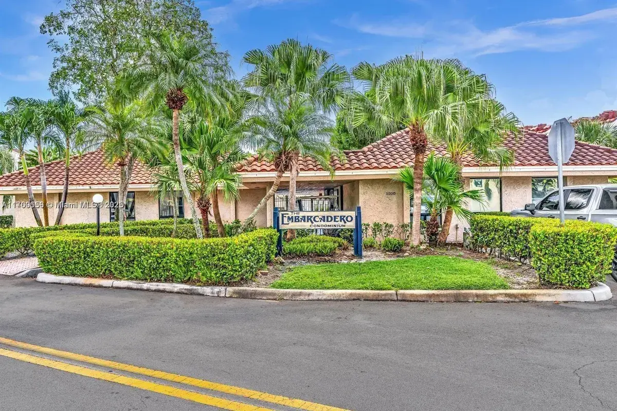 5236 NE 6th Ave # G25, Oakland Park FL 33334