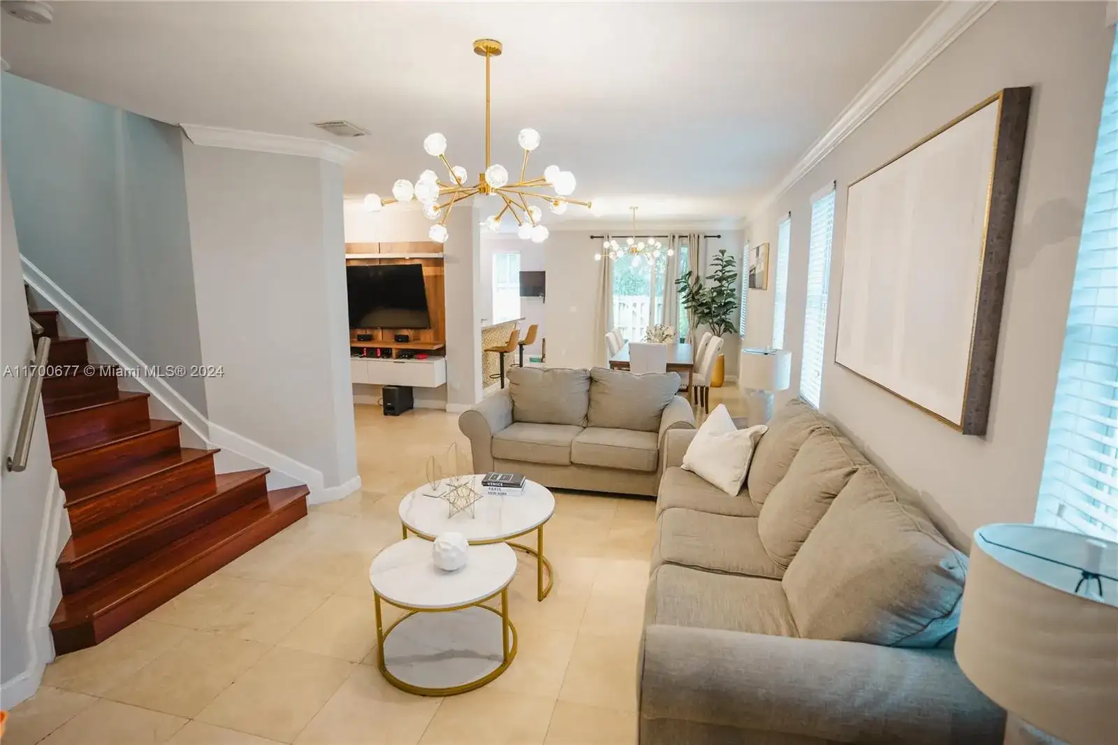10764 NW 74th Ln, Doral FL 33178 photo 3