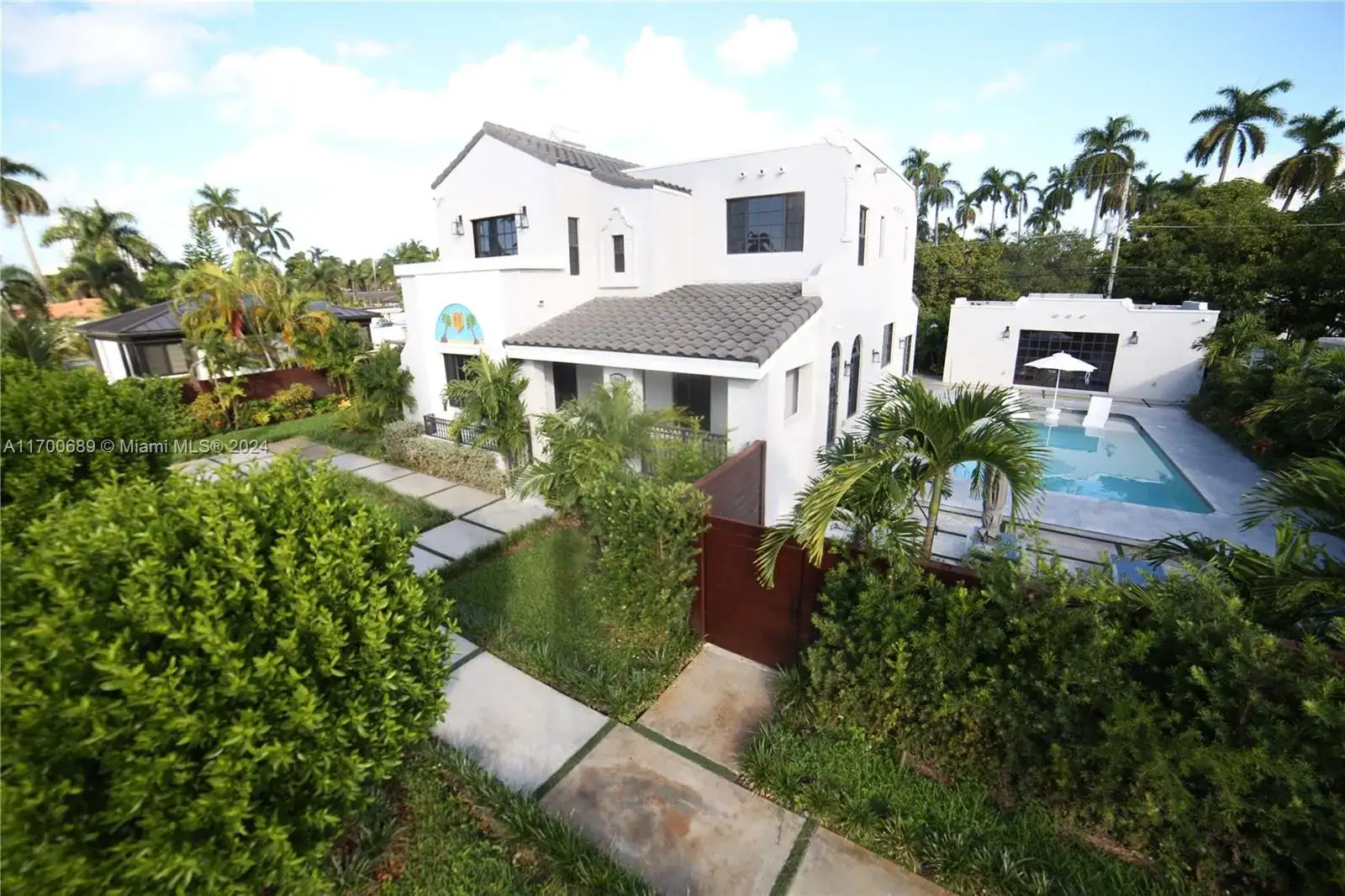 1345 Hollywood Blvd, Hollywood FL 33019 photo 5