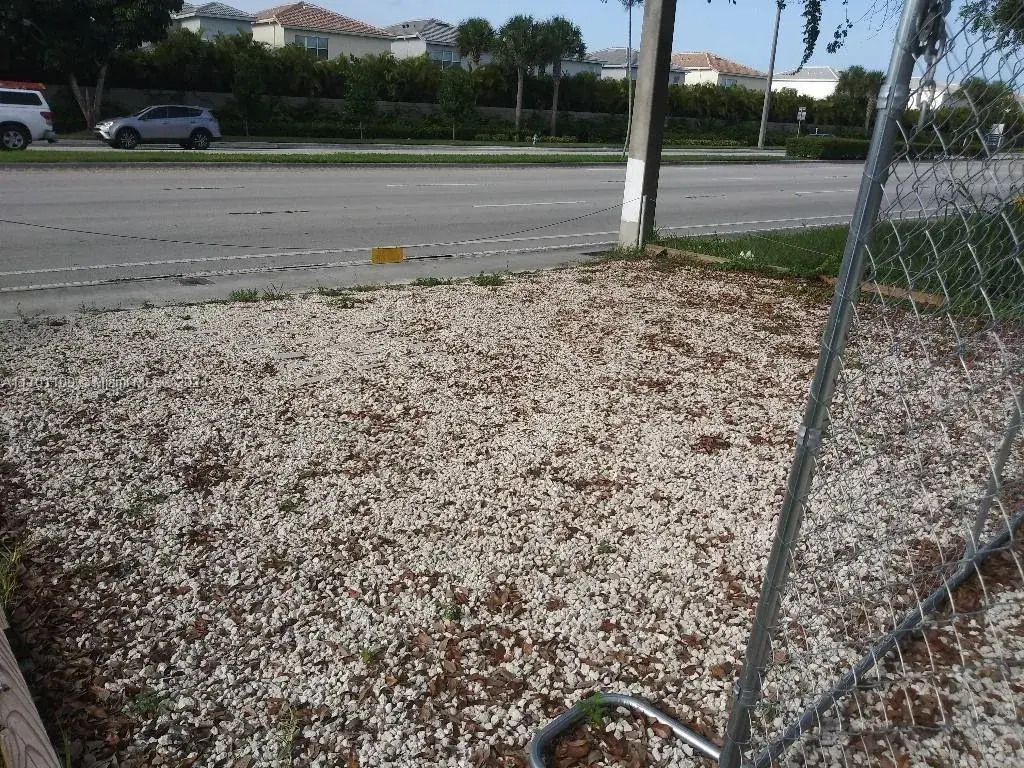 Pembroke Rd, West Park FL 33023