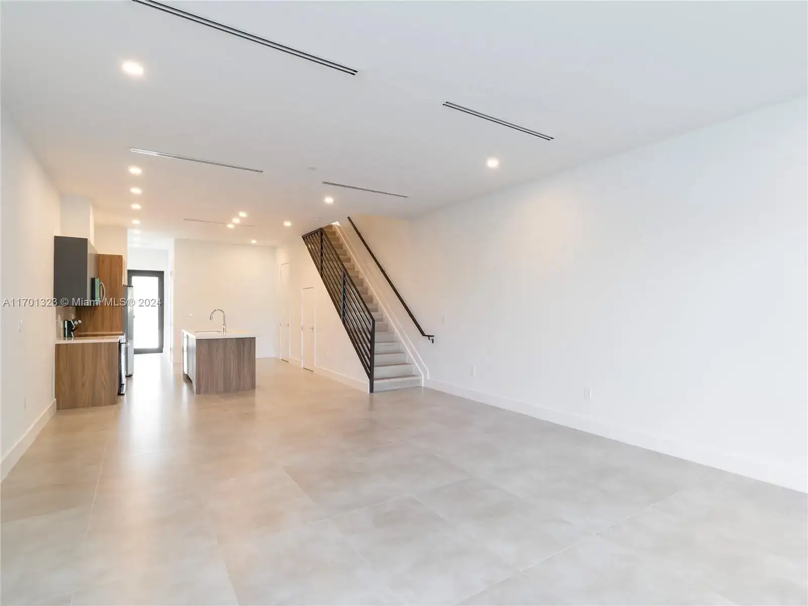 1118 NE 10th Ave # 1118, Fort Lauderdale FL 33304 photo 3