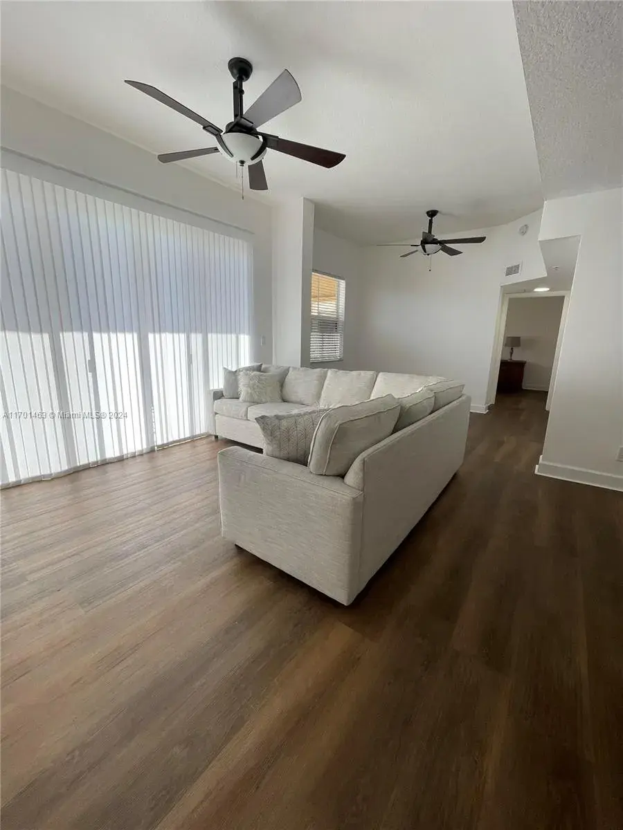 609 E Sheridan St # 404, Dania Beach FL 33004