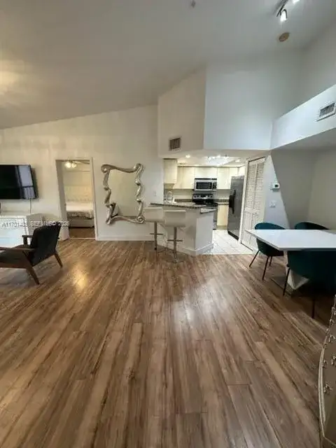2119 SE 10th Ave # 917, Fort Lauderdale FL 33316 photo 2