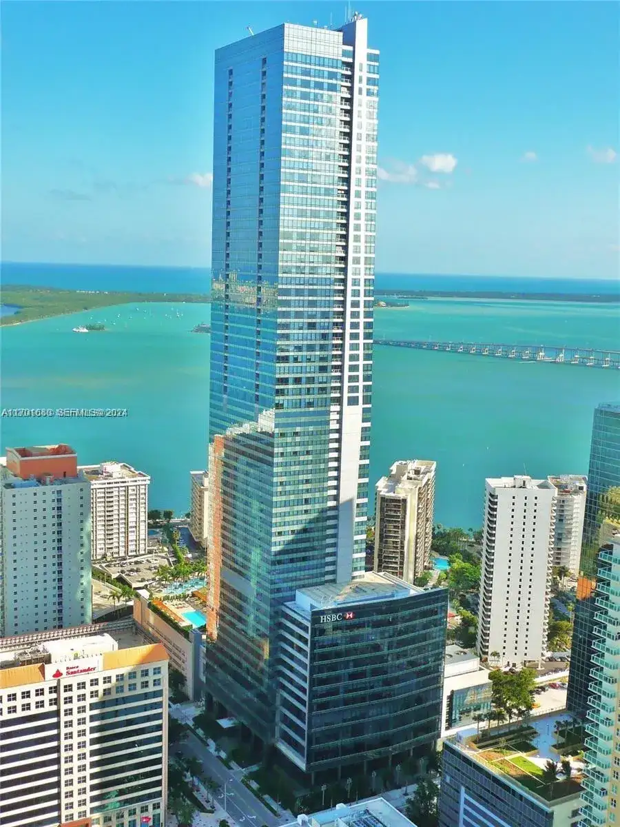 1435 Brickell Ave # 3307, Miami FL 33131 photo 4
