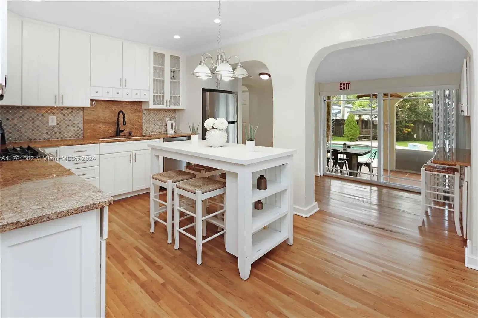 1410 Mayo St, Hollywood FL 33020 photo 2