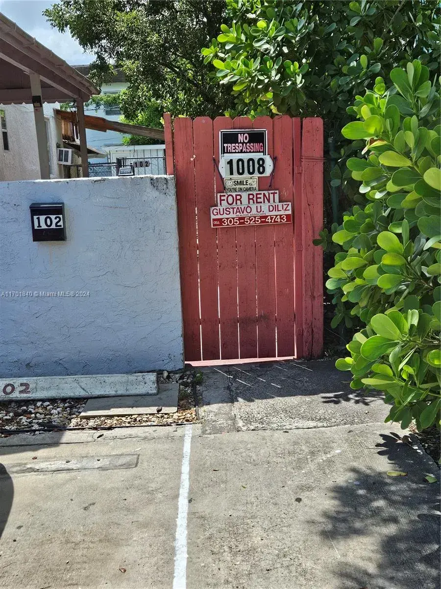 1008 N 18th Ct # B, Hollywood FL 33020