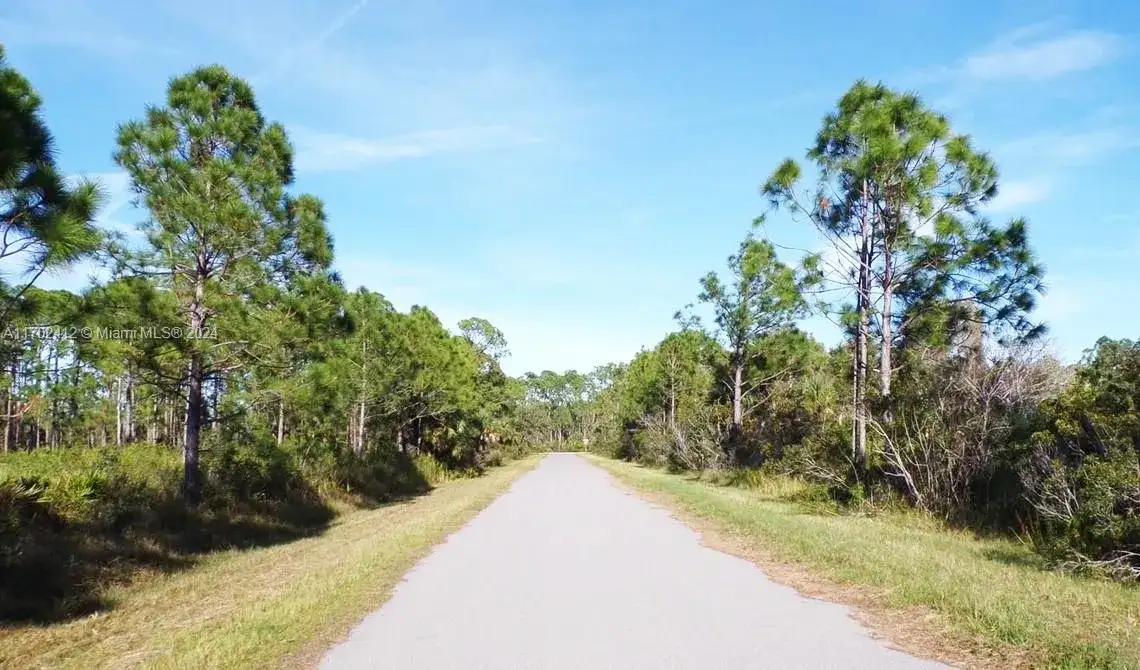 12090 Kraft Ave, Port Charlotte FL 33953 photo 2
