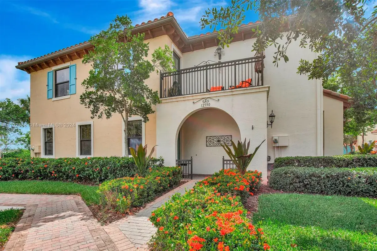 12590 NW 33rd Pl, Sunrise FL 33323