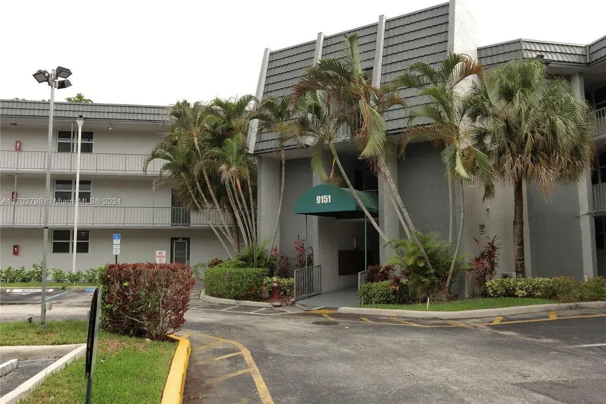 9151 Lime Bay Blvd # 115, Tamarac FL 33321