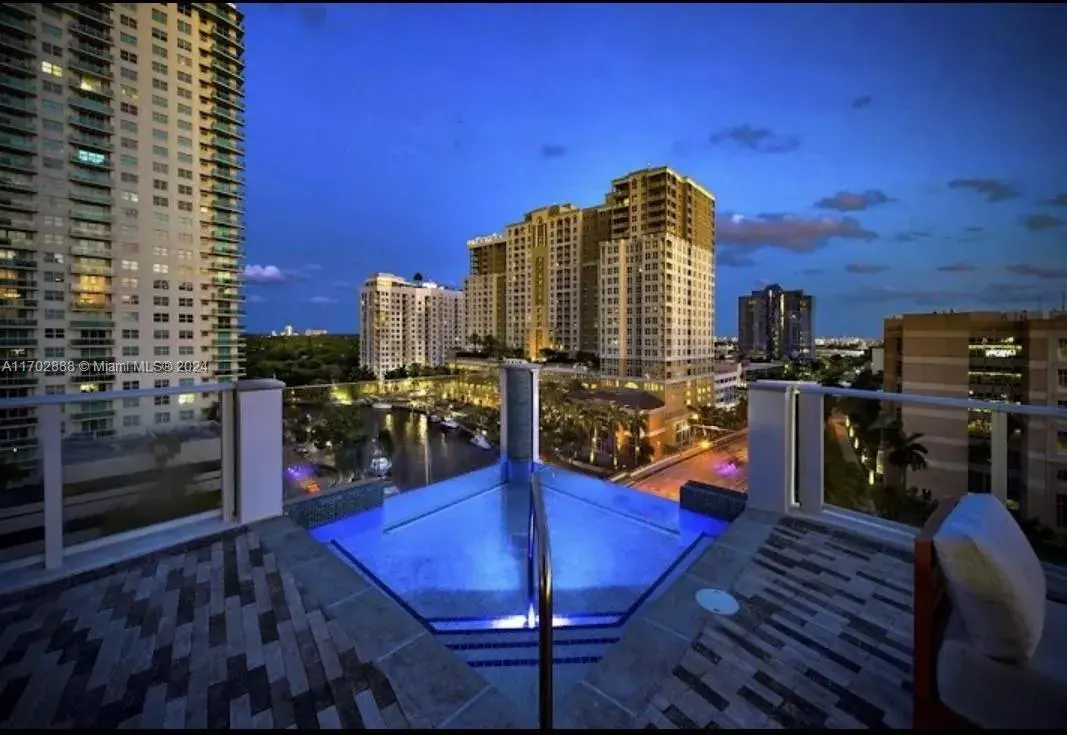 215 N New River Dr E # 930, Fort Lauderdale FL 33301