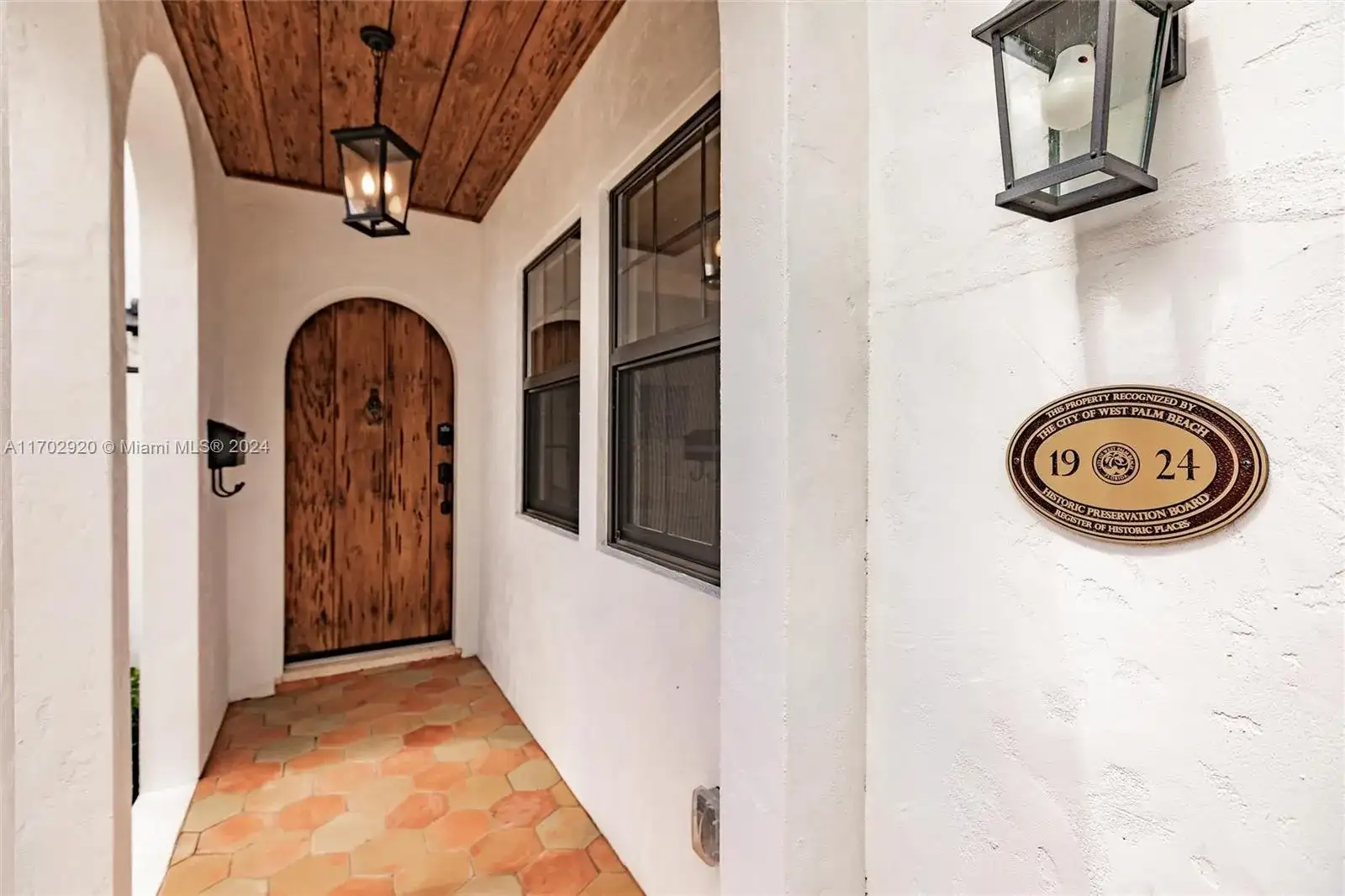5105 S Olive Ave, West Palm Beach FL 33405 photo 2