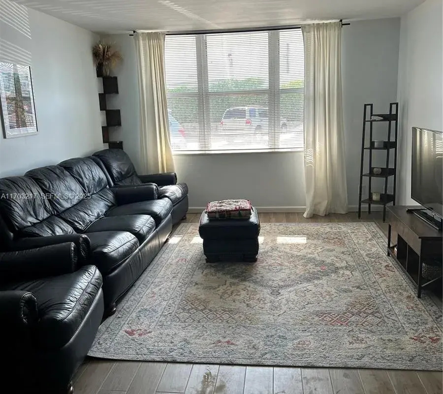 1913 S OCEAN DR # 129, Hallandale Beach FL 33009