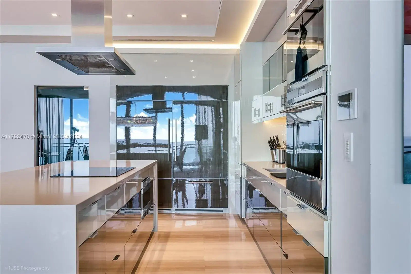 10295 Collins Ave, Bal Harbour FL 33154 photo 5