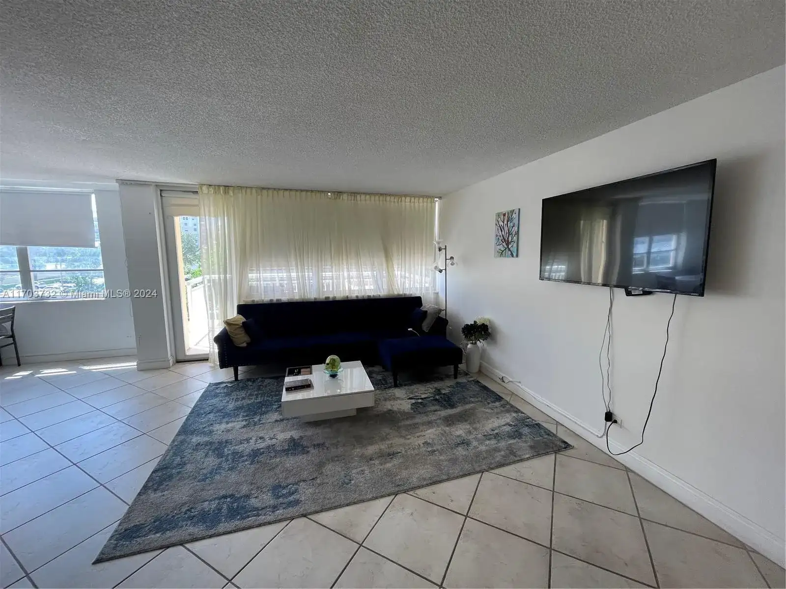 251 174th St # 211, Sunny Isles Beach FL 33160 photo 5