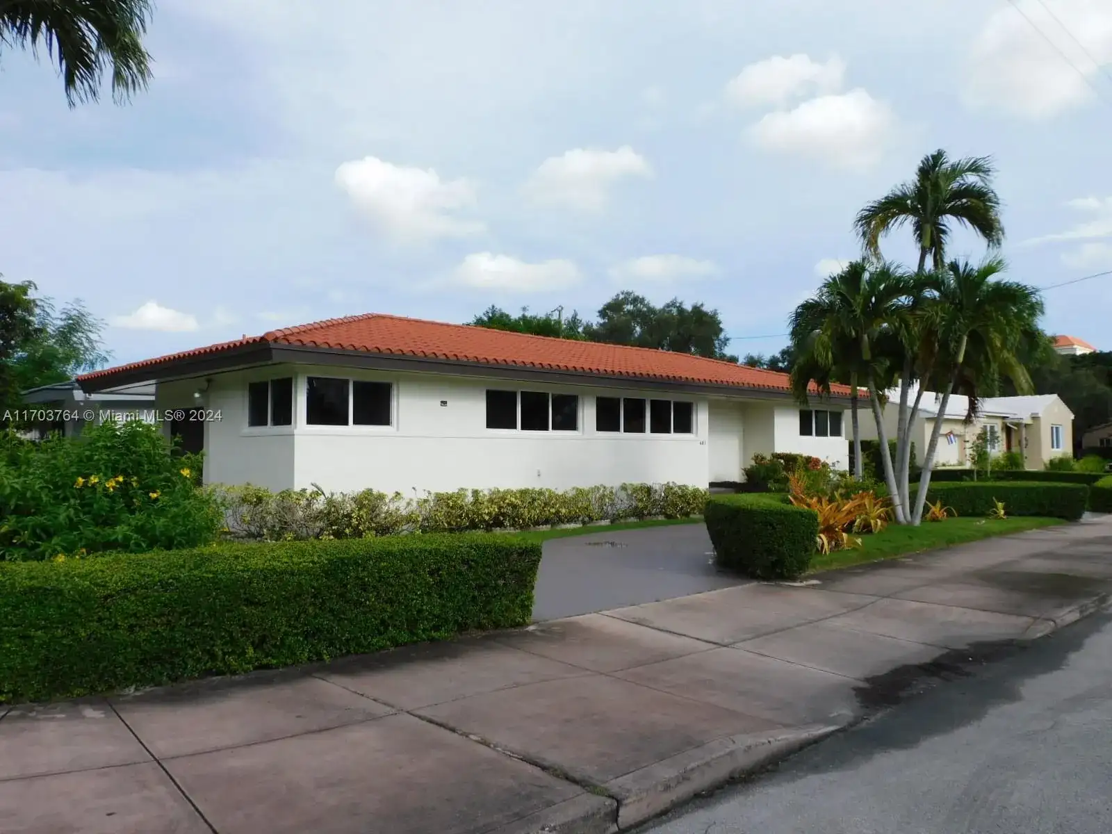 401 Ponce De Leon Blvd, Coral Gables FL 33134 photo 3