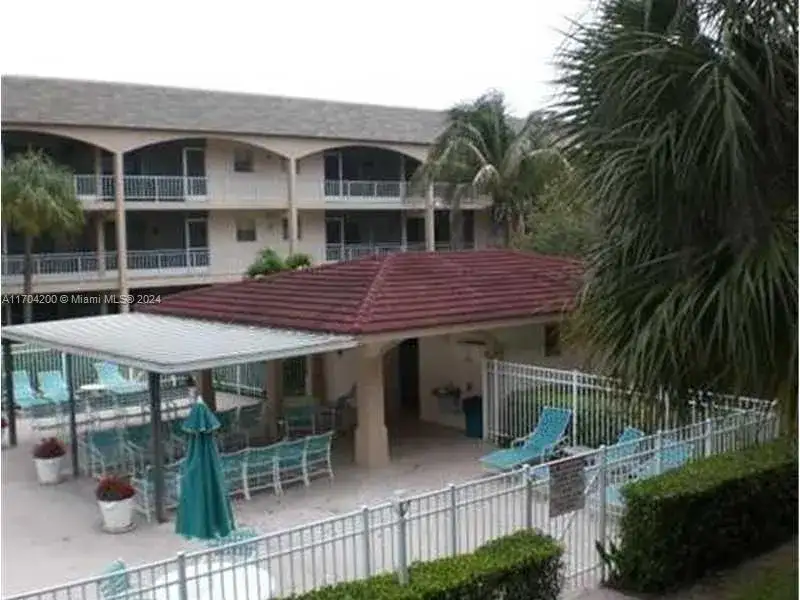 541 Blue Heron Dr # 119, Hallandale Beach FL 33009 photo 3