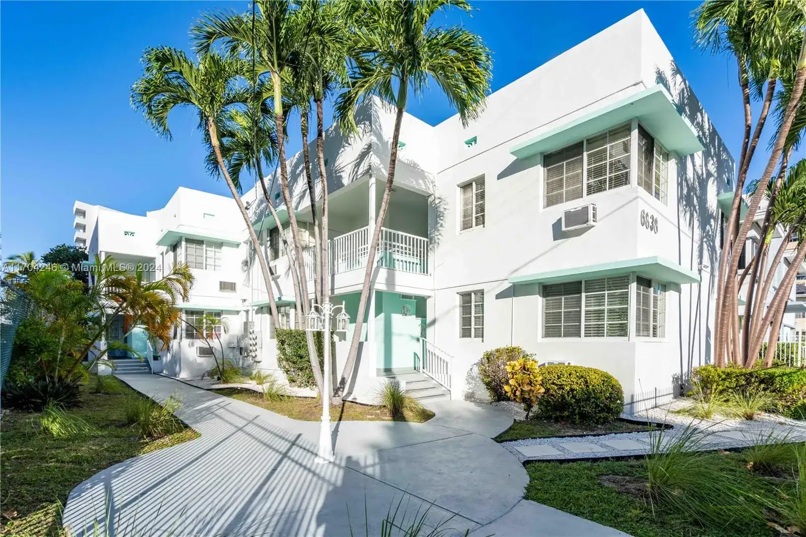 6838 Abbott Ave, Miami Beach FL 33141 photo 5