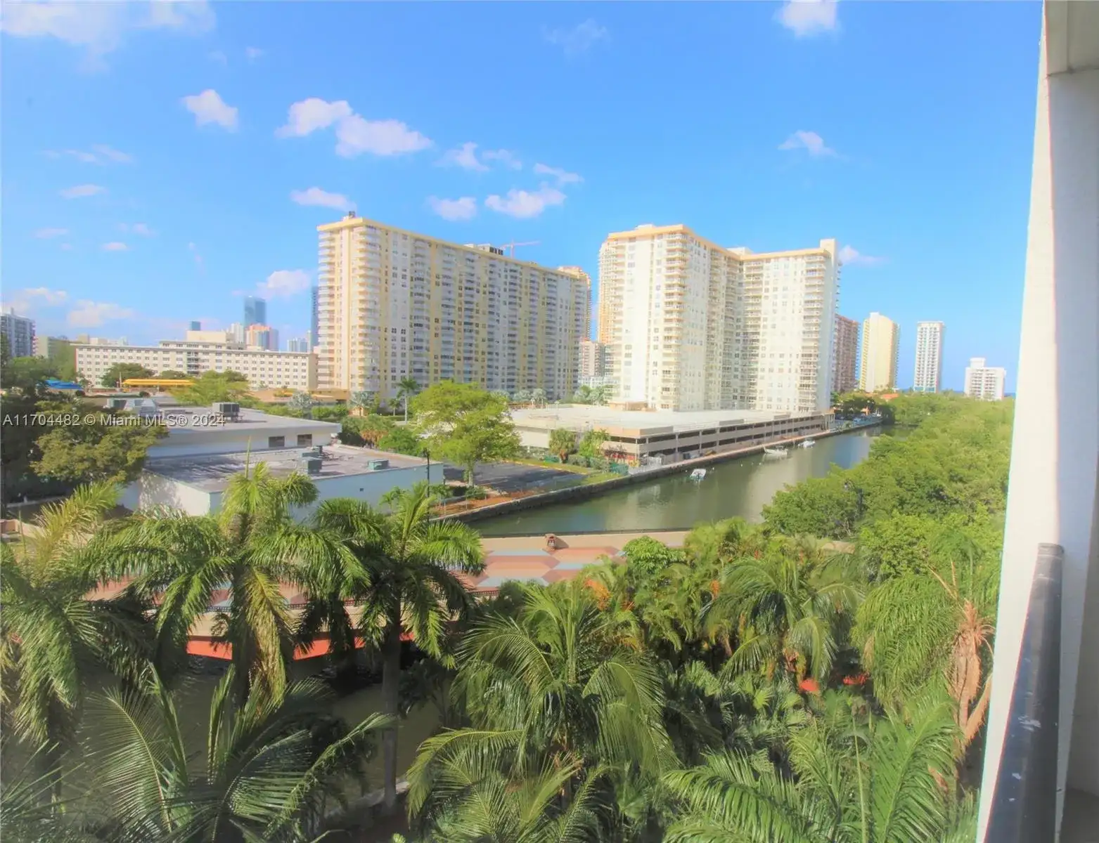17150 N Bay Rd # 2612, Sunny Isles Beach FL 33160 photo 3