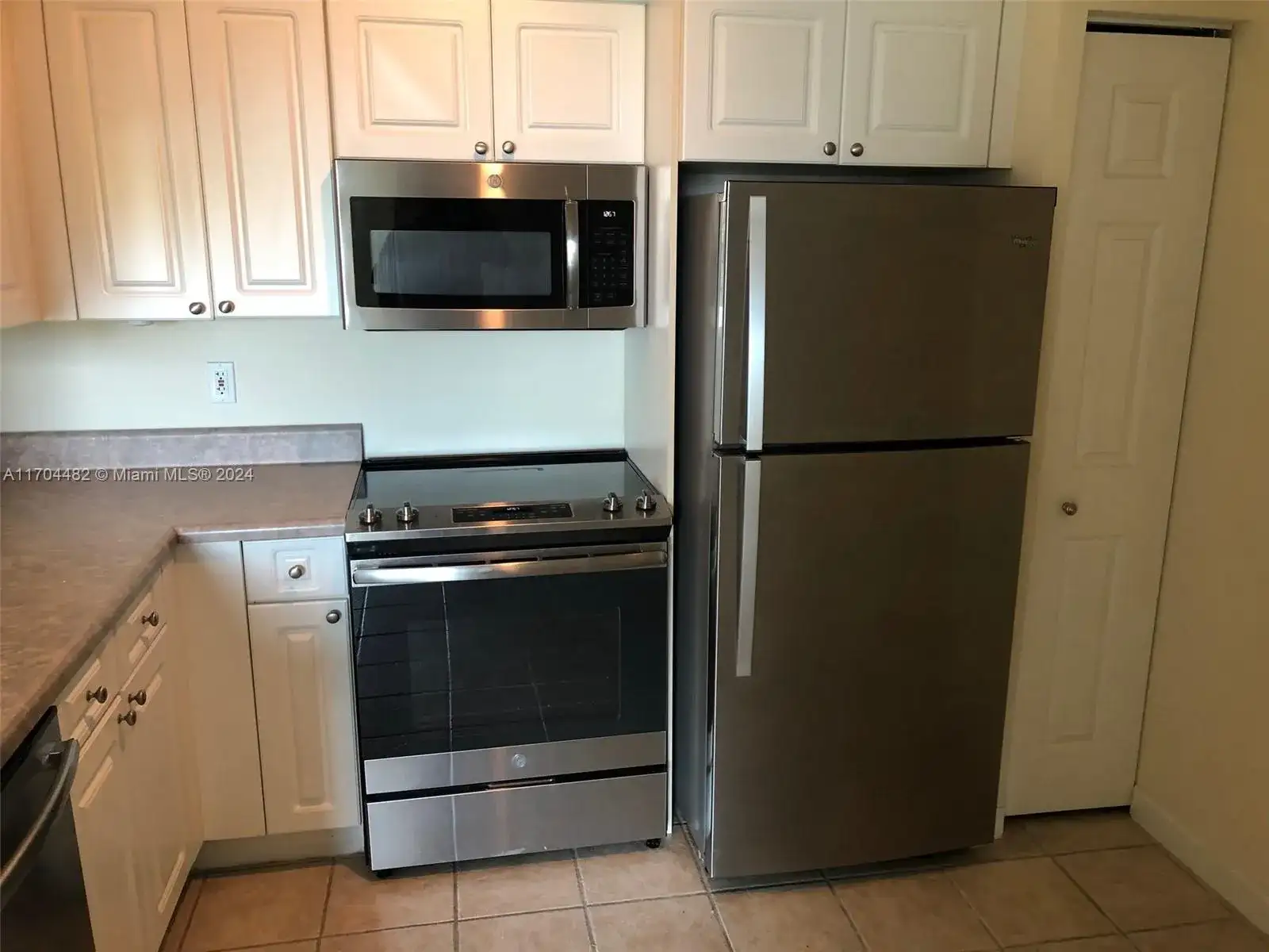 17150 N Bay Rd # 2612, Sunny Isles Beach FL 33160 photo 4