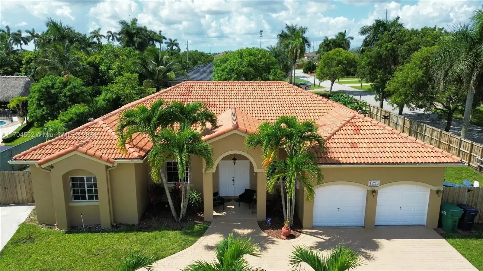 13282 SW 206th Ter, Miami FL 33177 photo 2