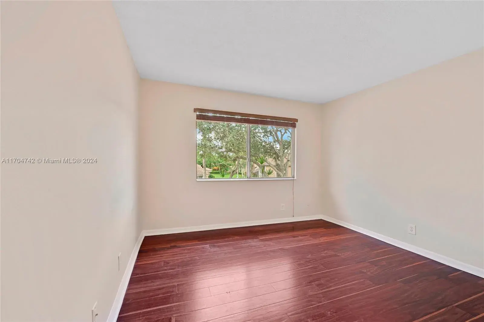 1078 SW 158th Way, Pembroke Pines FL 33027