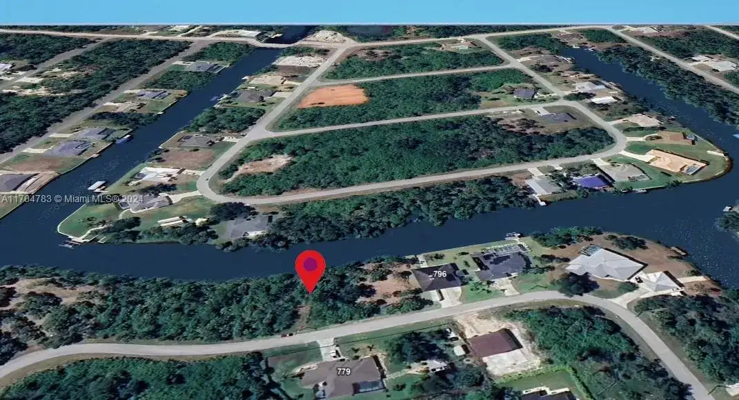 772 MCDILL DR, Port Charlotte FL 33953 photo 2