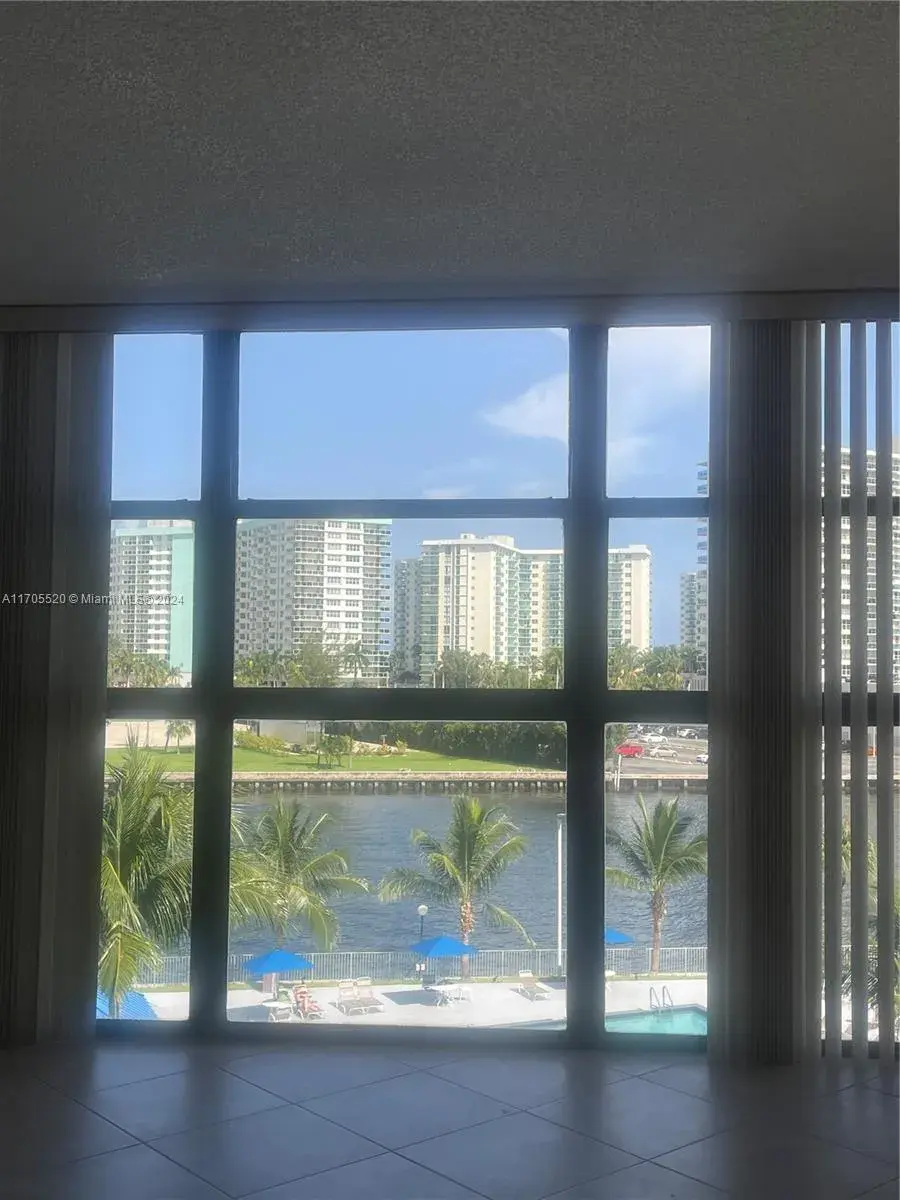200 Leslie Dr # 506, Hallandale Beach FL 33009