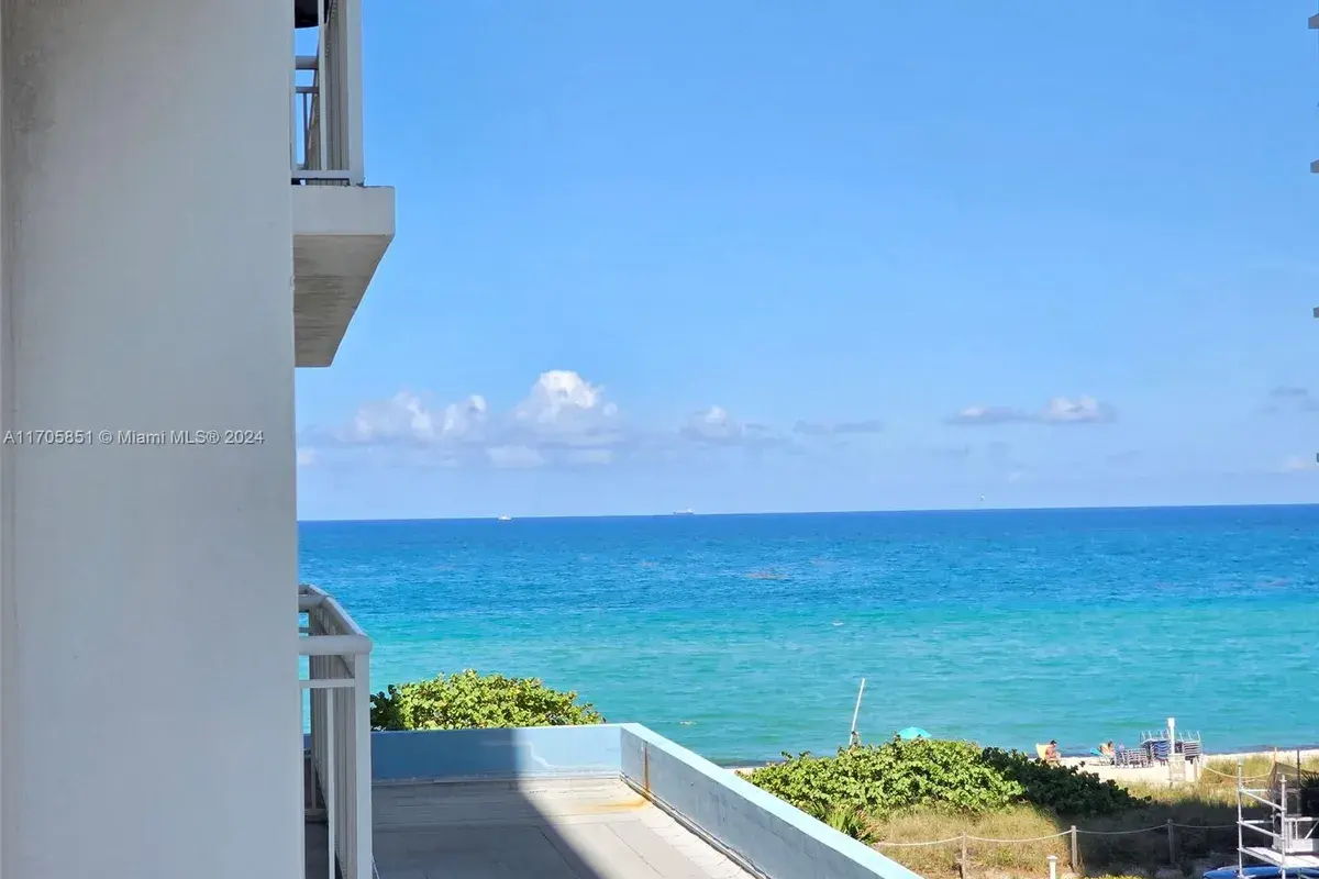 6969 Collins Ave # 406, Miami Beach FL 33141