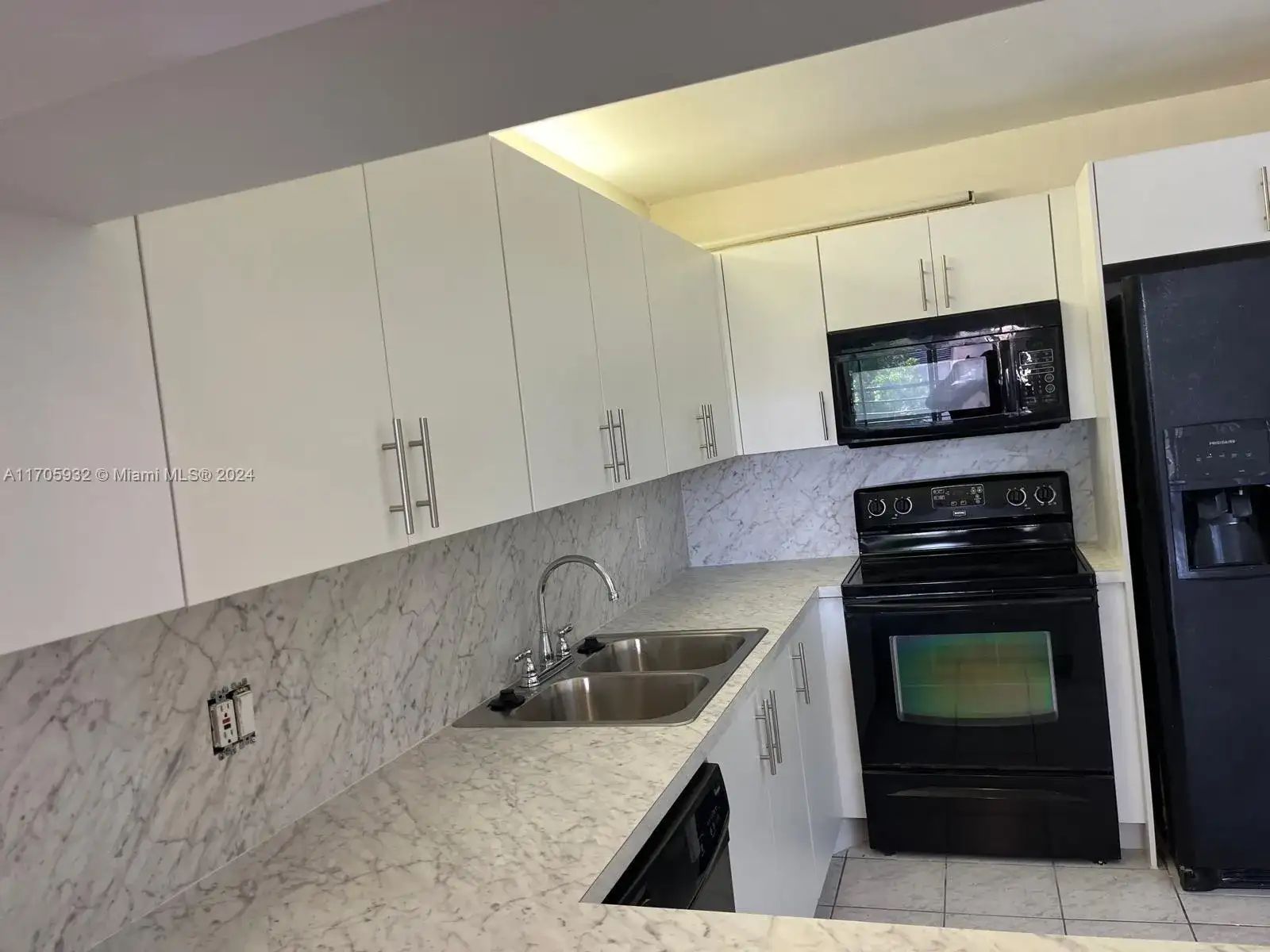 9431 Live Oak Pl # 406, Davie FL 33324 photo 5