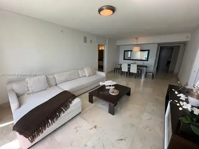 31 SE 5th St # 1908, Miami FL 33131 photo 5