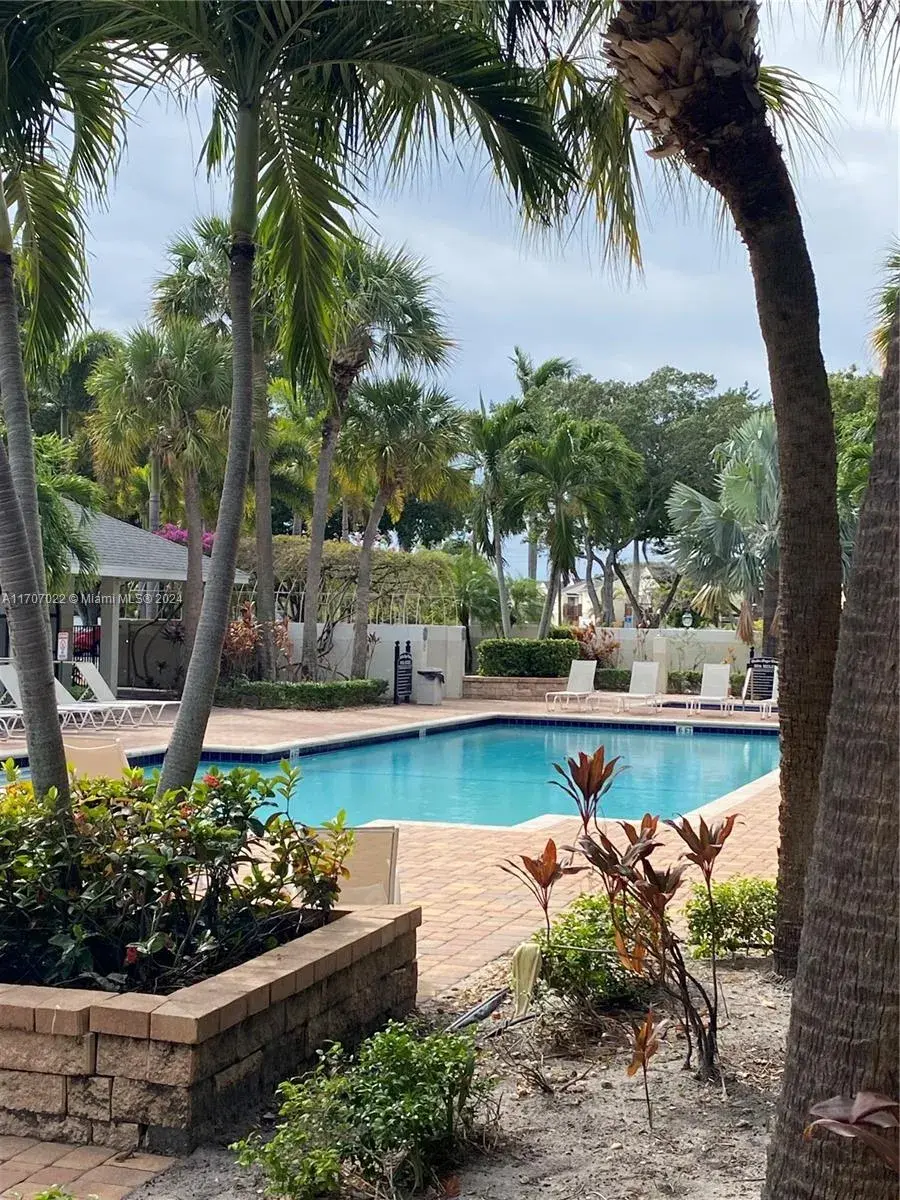 700 Executive Center Dr # 110, West Palm Beach FL 33401