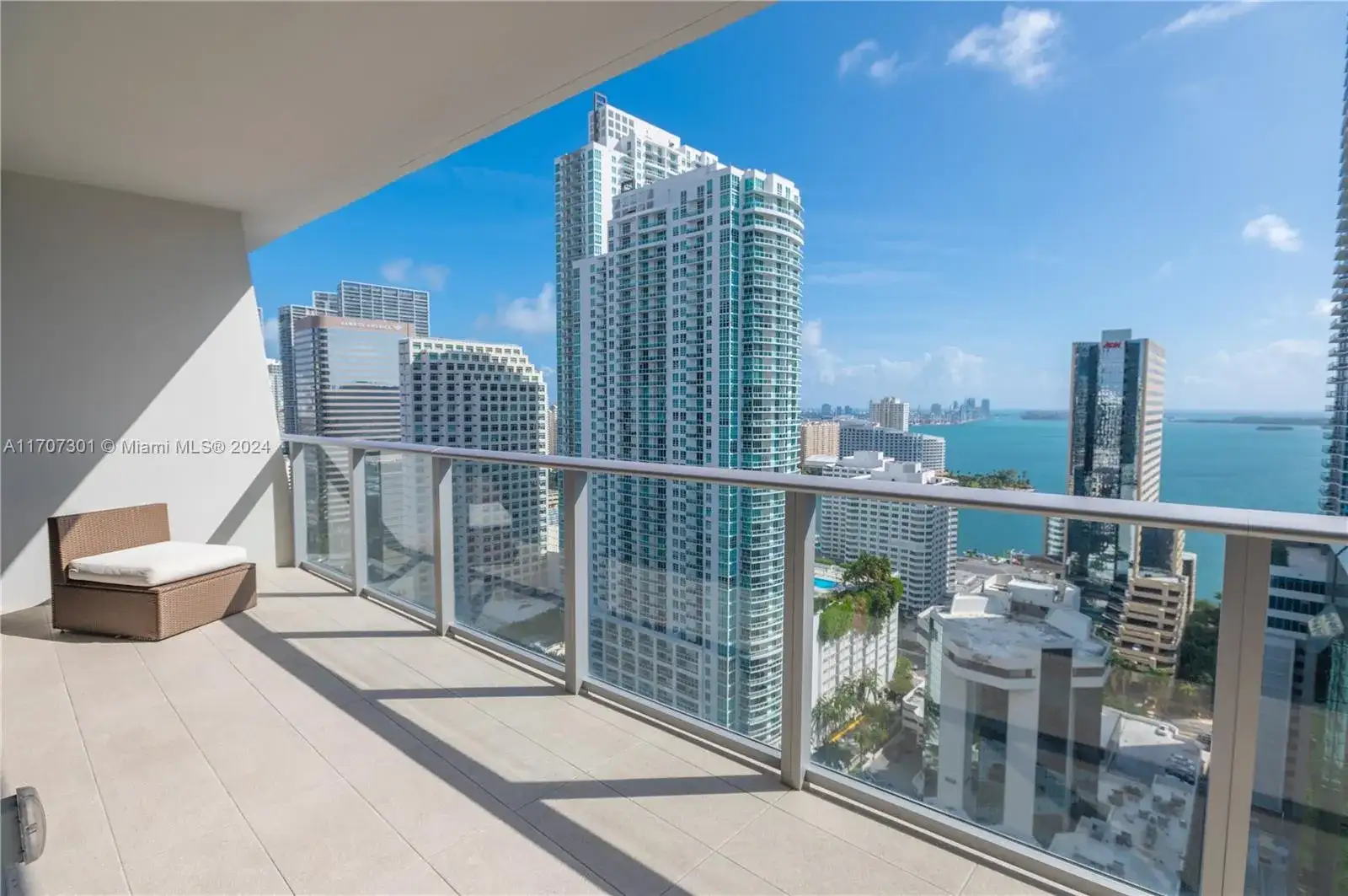 1010 Brickell Ave # 2904, Miami FL 33131 photo 2