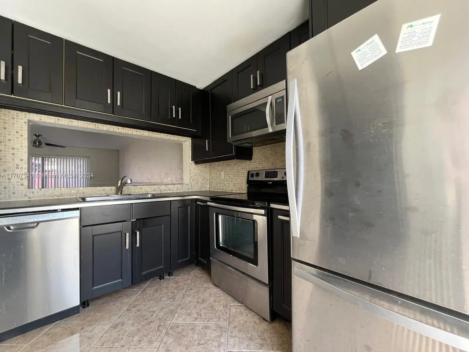 2700 S Oakland Forest Dr # 304, Oakland Park FL 33309 photo 3