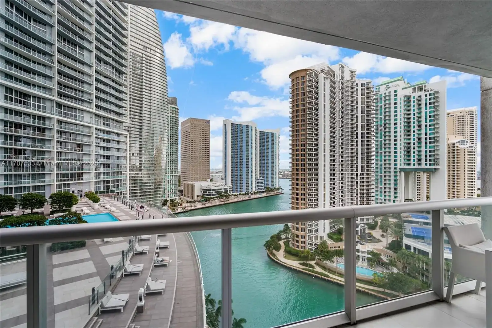 495 Brickell Ave # 1702, Miami FL 33131 photo 3