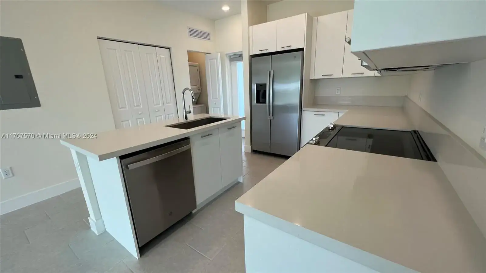 8167 NW 41st St # 307, Doral FL 33166 photo 4