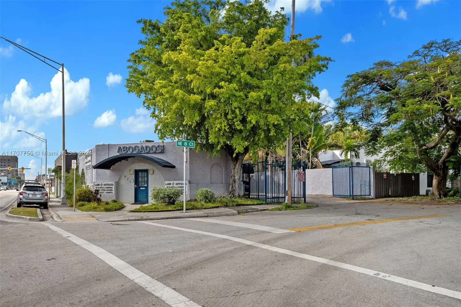 7902 NE 8th Ct, Miami FL 33138 photo 3